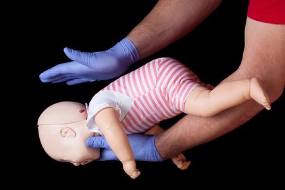 pourquoi un bebe s etouffe