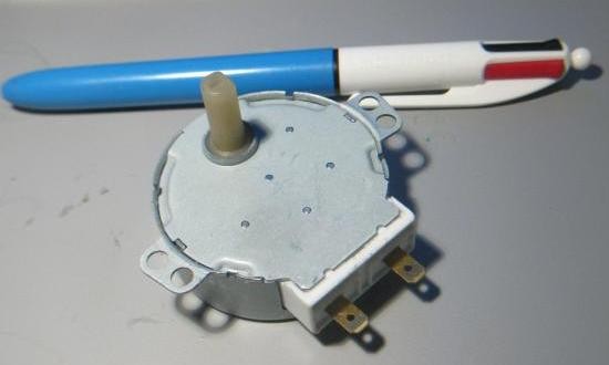 Moteur Boule A Facette Pile Boule Disco Avec 4 Lumières Colorées